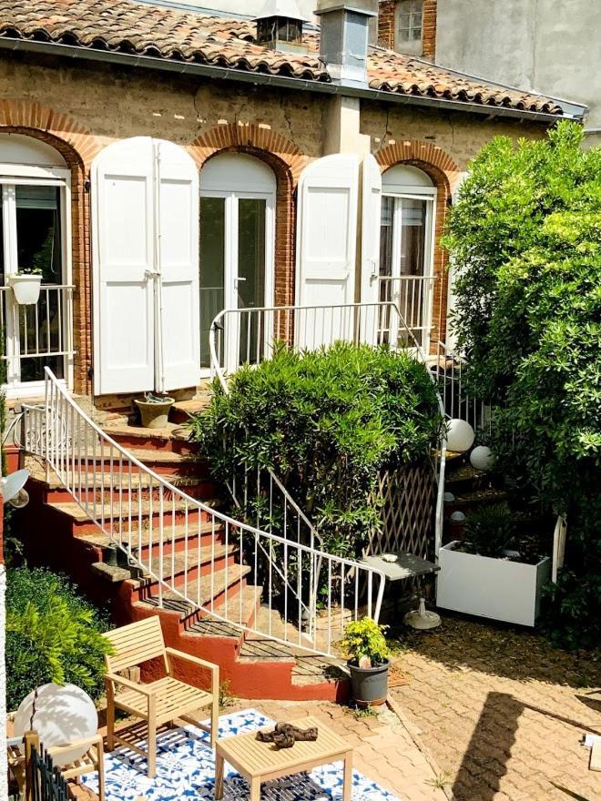 Le 9 En Cuisine Hotel Rabastens Exterior photo