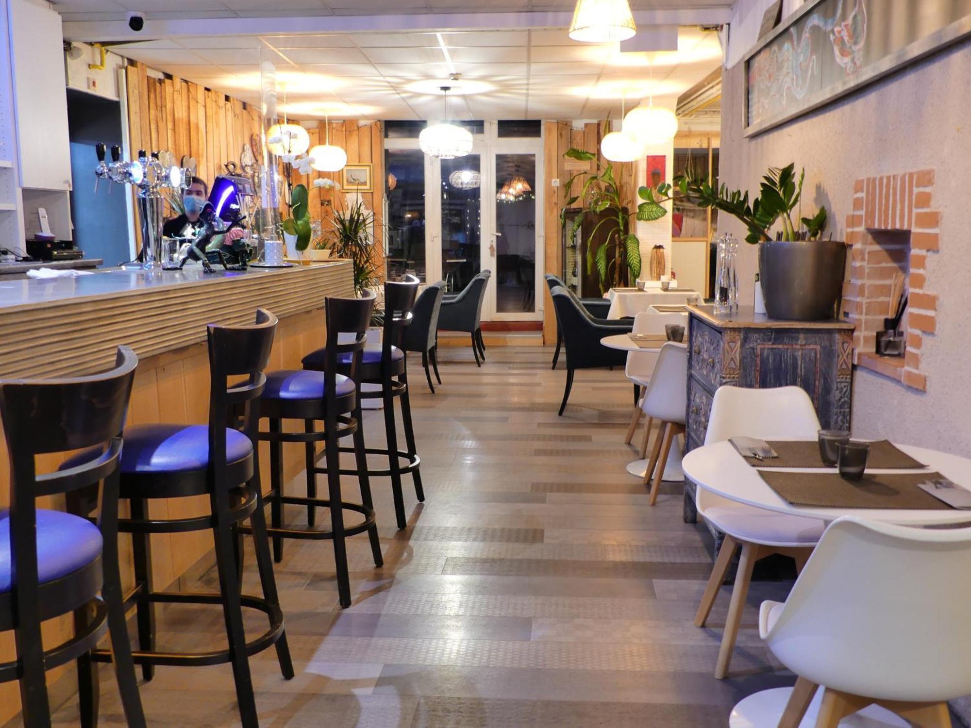 Le 9 En Cuisine Hotel Rabastens Exterior photo